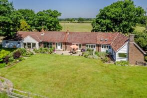Sarsens, Saucelands Lane, Horsham RH13 8PS