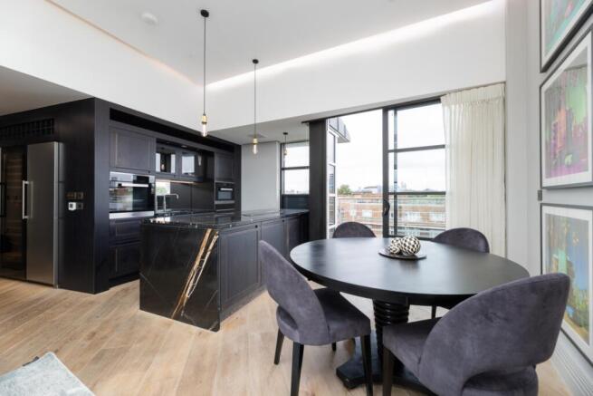 Kitchen/dining area