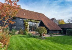 Hawthorns Barn, Field End Lane, Great Missenden HP16 9NA