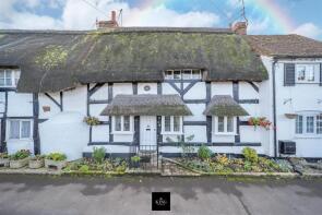 11 Old Beams, High Street, Broom, Alcester B50 4HJ