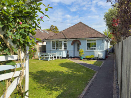 Roundle Avenue, Felpham