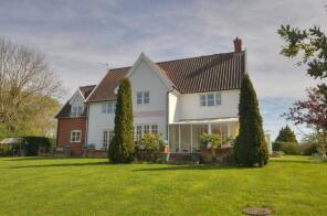 Hedgerows, Wissett Road, Halesworth IP19 0AZ