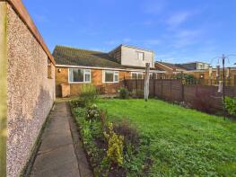 14, Woodland Avenue, Brough HU15 1LQ