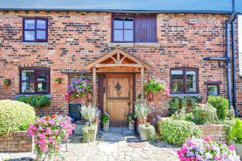 Greensbridge Lane, Tarbock Green, Prescot, Merseyside, L35