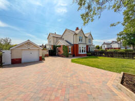 73, Bishopton Road, Stockton-on-tees TS18 4PE