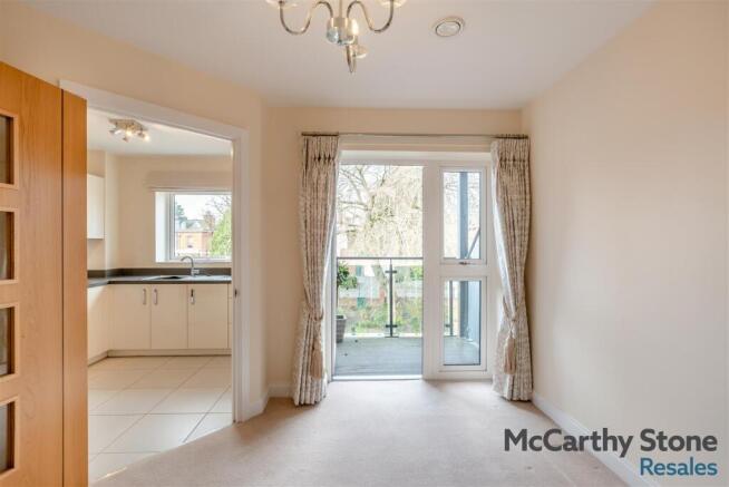 8685486-interior09.jpg