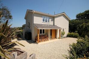 Clover Cottage, Road Through Beeson South Side, Kingsbridge TQ7 2HW