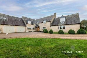 Mulberry House, Castle Bytham Road, Swayfield NG33 4LW