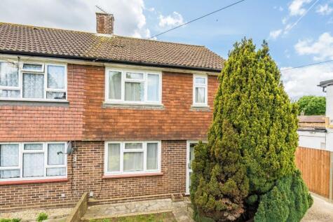 Bear Road, Hanworth