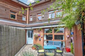 27, Mountain Ash, Tilden Road, Winchester SO21 2DW