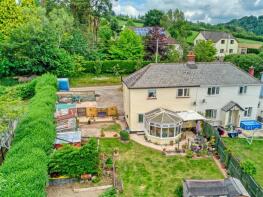 1, Nicholas Close, Dulverton TA22 9AS