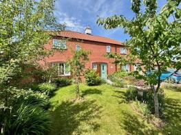The Hawthorns, Manor Park, Louth LN11 8NH