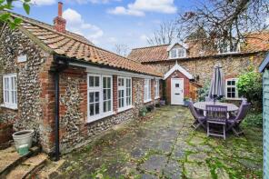 Netherfield, The Street, Sharrington NR24 2PJ