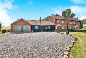 Holly Tree Cottage, Woodfarm Cottages, Mile Road, Reymerston, Garvestone NR9 4QZ