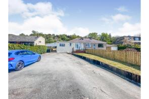 Harlow, Hill Top Road, Hainworth, Keighley BD21 5QN