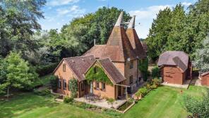 Holly Farm Oast, Holly Farm Road, Otham ME15 8RY