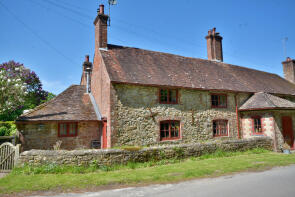22, The Fighting Cocks, Rackham Street, Pulborough RH20 2EU