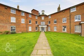 27, Hillcrest Court, Ipswich Road, Diss IP21 4YJ