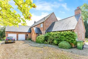 27, Park Lane, Harpole NN7 4BT