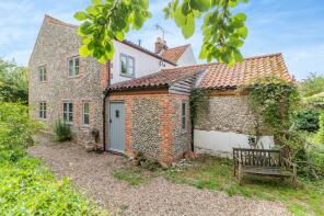 4, Foundry Cottages, The Street, Holt NR25 7QF