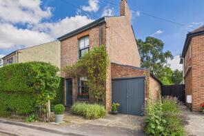 16, Highfield Road, Cambridge CB24 9PF