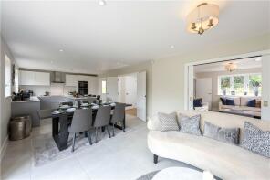5, Fox Heath Gardens, Cane End, Reading RG4 9FD