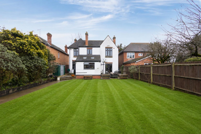 82 Bilton Road