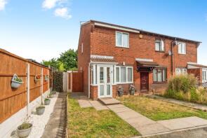 10, Solent Close, Wolverhampton WV9 5QF