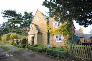 47, Harlestone Road, Lower Harlestone NN7 4EW