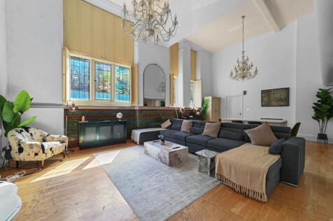 Hale Street, Poplar, London, E14