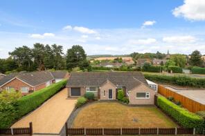 2 Mossend, Hough Road, Grantham NG32 2NS