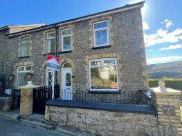 4, Lansdown Terrace, Llanover Road, Pontypool NP4 9HW