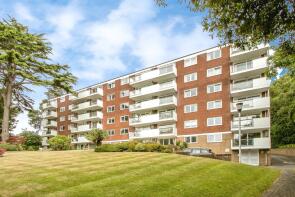 22, 17 Baronsmede, Branksome Wood Road, Bournemouth BH2 6DE