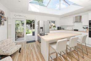 19, Elmdon Lane, Marston Green, Birmingham B37 7DL