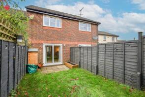 16, Beechwood Court, Newfield Road, Liss GU33 7TZ