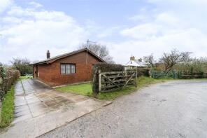 Sunnydale, Sandy Lane, Parkmill, Swansea SA3 2EN