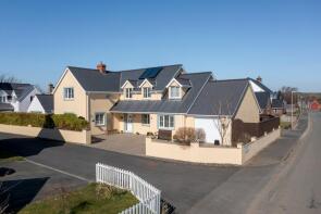 4 Dyma Ni, Honeysuckle Hollow, Camrose, Haverfordwest SA62 6LF