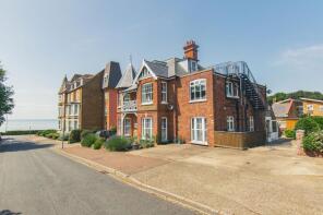 Flat 4, Tolcarne House, Boston Square, Hunstanton PE36 6DT