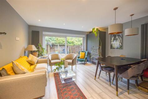 Hamond Close, South Croydon