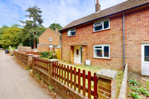 32, School Road, Ashford TN26 1HA