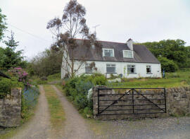 Taylor Cottage, B8024 At Dunmore From Barr Na Criche Road To Achaglachnach, Tarbert PA29 6XZ