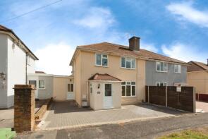 28, Oaken Copse Crescent, Farnborough GU14 8DT