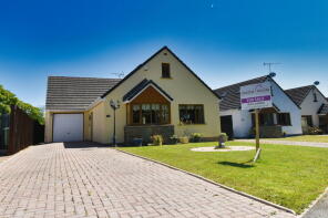 19, St Annes Drive, New Hedges, Tenby SA70 8TG
