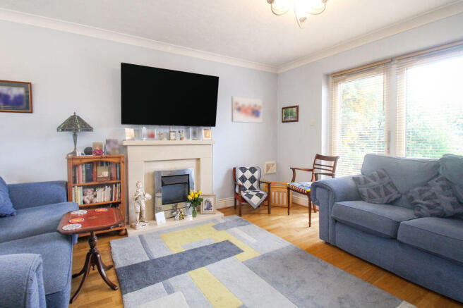 Lounge 2