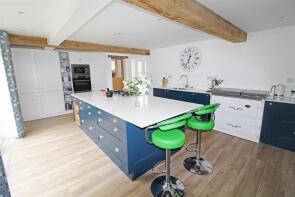 8 Corner House, Farthing Cottage Junction To Acton Burnell Hall, Acton Burnell, Shrewsbury SY5 7PE