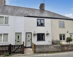 6, High Street, Ide EX2 9RN