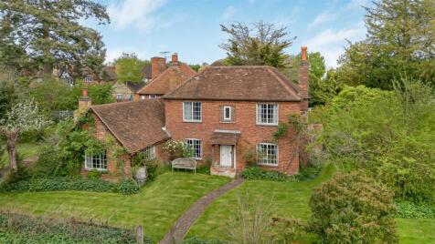 Camley Park Drive, Pinkney's, Maidenhead, SL6