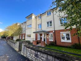 Flat 8, 250 Ferndown Grange, Henleaze Road, Henleaze, Bristol BS9 4NJ
