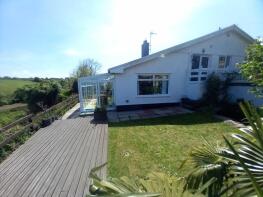 6, Gordons Close, Truro TR3 7BG