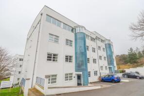 4, 12 The Reach, Luccombe Road, Shanklin PO37 6RN